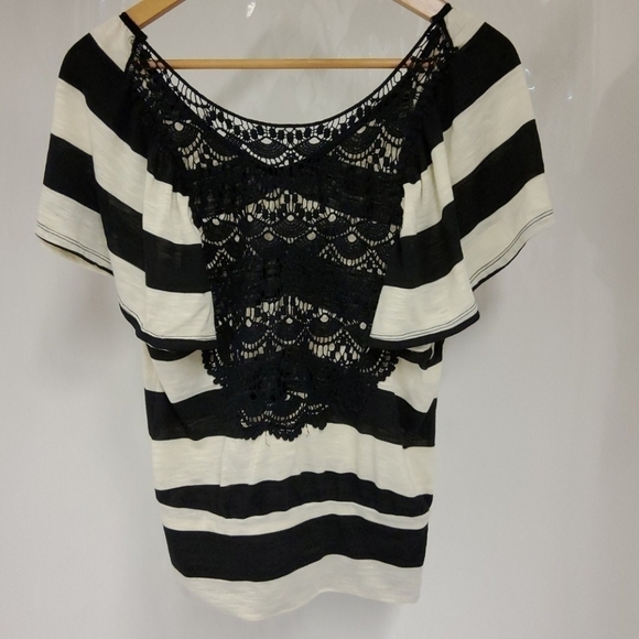 𝅺david Kahn top black white size xsmall lace back - Picture 2 of 5